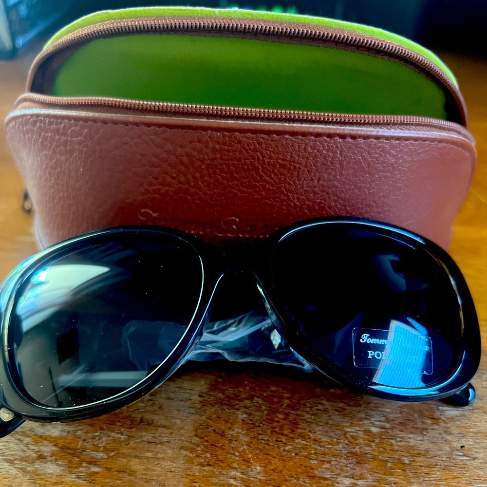 Tommy Bahama Sunglasses *New*